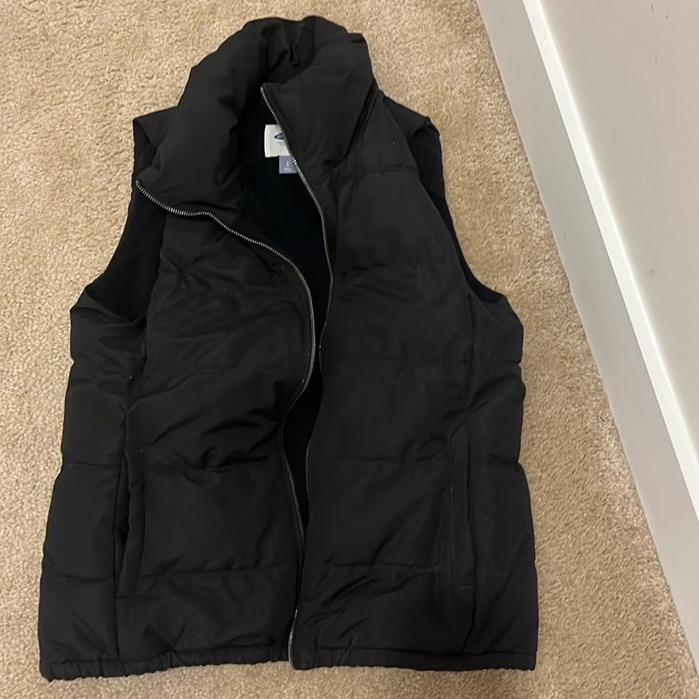 Old navy puffer vest